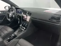 Second-hand VW Golf VII R 310 CP (228 kW) 2017 Albastru Berlinǎ