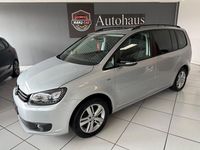 Gebraucht VW Touran Match 105 PS (77 kW) 2012 Silber Van / Kleinbus