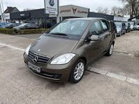 Gebraucht Mercedes A180 116 PS (85 kW) 2009 Braun Van / Kleinbus