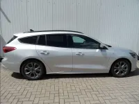 Gebraucht Ford Focus ST-Line X 155 PS (114 kW) 2024 Silber metallic