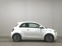 Gebraucht Fiat 500e Icon 86 kW (118 PS) 2023 Weiß Limousine