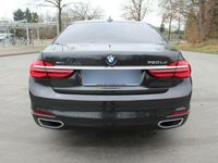 Gebraucht BMW 750L Executive 400 PS (294 kW) 2016 Schwarz Limousine