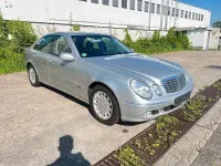 Gebraucht Mercedes E200 163 PS (119 kW) 2003 Silber Limousine