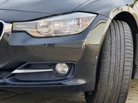 Gebraucht BMW 316 Sport Line 116 PS (85 kW) 2013 Schwarz Kombi