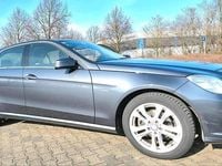 Gebraucht Mercedes E200 136 PS (100 kW) 2011 Grau Limousine