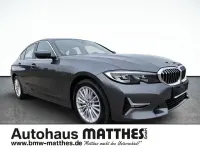 Gebraucht BMW 330 Luxury Line 258 PS (189 kW) 2019 Grau Limousine