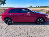Gebraucht Mercedes A180 116 PS (85 kW) 2018 Rot Limousine