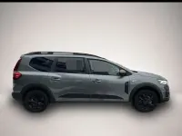 Neu Dacia Jogger Extreme 141 PS (103 kW) 2025 Grau Van / Kleinbus