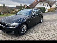 Gebraucht BMW 320 184 PS (135 kW) 2011 Schwarz Kombi