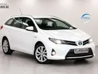 Gebraucht Toyota Auris Hybrid Executive 136 PS (100 kW) 2014 Super white Kombi