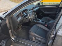 Gebraucht VW Passat 150 PS (110 kW) 2015 Silber Kombi