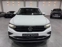 Gebraucht VW Tiguan Active 150 PS (110 kW) 2022 Weiß SUV