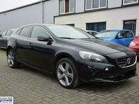 Gebraucht Volvo V40 Momentum 177 PS (130 kW) 2012 Schwarz metallic Kombi