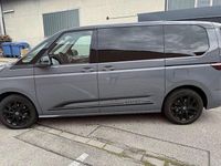 Gebraucht VW Multivan Edition 136 PS (100 kW) 2023 Grau Van