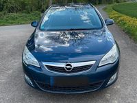 Second-hand Opel Astra 95 CP (69 kW) 2012 Albastru Break