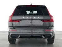 Gebraucht Volvo XC60 Plus 250 PS (183 kW) 2025 Platinium grau SUV