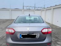 Gebraucht Renault Fluence 140 PS (102 kW) 2011 Gold Limousine