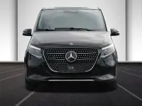 Gebraucht Mercedes V300 Avantgarde 237 PS (174 kW) 2025 Obsidianschwarz Van / Kleinbus