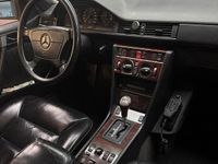 Gebraucht Mercedes E220 150 PS (110 kW) 1996 Blau Cabrio