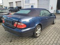 Gebraucht Mercedes CLK230 Elegance 193 PS (141 kW) 1999 Blau Cabrio