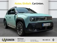 Gebraucht Renault 4 E-Tech Iconic 110 kW (150 PS) 2025 Hautsdefrancegrün, black pearlschwarz metallic SUV