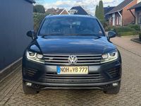 Gebraucht VW Touareg R-line 340 PS (250 kW) 2014 Grau SUV