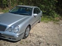 Gebraucht Mercedes E240 170 PS (125 kW) 2001 Silber Limousine