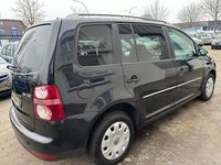 Gebraucht VW Touran Highline 140 PS (102 kW) 2007 Schwarz Van / Kleinbus