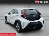 Neu Toyota Aygo X Active 116 PS (85 kW) 2026 Weiß SUV