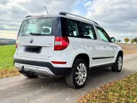 Gebraucht Skoda Yeti Ambition 110 PS (80 kW) 2015 Weiß SUV