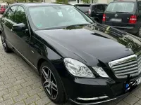 Gebraucht Mercedes E250 Elegance 204 PS (150 kW) 2012 Schwarz Limousine
