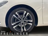 Gebraucht Mercedes B200 Progressive 163 PS (119 kW) 2019 Weiß Kleinwagen