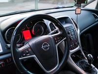 Gebraucht Opel Astra 140 PS (102 kW) 2010 Schwarz Kombi