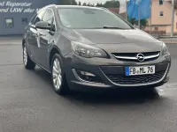 Gebraucht Opel Astra Exklusiv 165 PS (121 kW) 2015 Grau Kombi