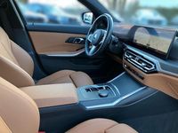 Gebraucht BMW 320 Shadowline 190 PS (139 kW) 2024 Rot Kombi