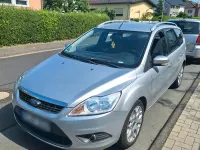 Gebraucht Ford Focus 109 PS (80 kW) 2010 Grau Kombi