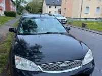 Gebraucht Ford Mondeo 125 PS (91 kW) 2006 Schwarz Kombi