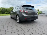 Gebraucht Mazda 3 109 PS (80 kW) 2010 Grau Kleinwagen
