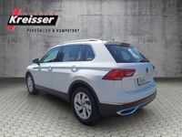 Gebraucht VW Tiguan Elegance 150 PS (110 kW) 2021 Weiß (pure white) SUV
