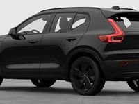 Neu Volvo XC40 Plus 163 PS (119 kW) 2025 Onyx black / metallic SUV