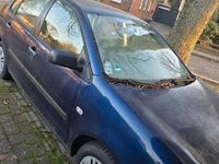 Gebraucht VW Polo 64 PS (47 kW) 2001 Blau Kleinwagen