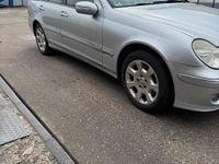 Gebraucht Mercedes C220 150 PS (110 kW) 2007 Grau Kombi