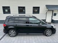 Gebraucht VW Touran R-line 150 PS (110 kW) 2018 Schwarz Van / Kleinbus