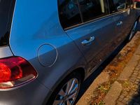 Gebraucht VW Golf VI Style 86 PS (63 kW) 2011 Blau Kleinwagen