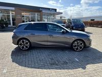 Gebraucht Opel Astra Ultimate 224 PS (164 kW) 2022 Mondstein grau/e:vulkan grau Kleinwagen