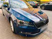 Gebraucht Skoda Superb 150 PS (110 kW) 2017 Blau Limousine