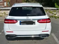 Second-hand Mercedes E220 AMG 194 CP (142 kW) 2020 Alb Berlinǎ