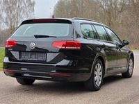 Gebraucht VW Passat Trendline 150 PS (110 kW) 2018 Schwarz Kombi