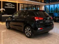Gebraucht Hyundai i20 Active 101 PS (74 kW) 2020 Schwarz Kleinwagen