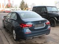 Gebraucht Mercedes A180 136 PS (100 kW) 2020 Blau Limousine